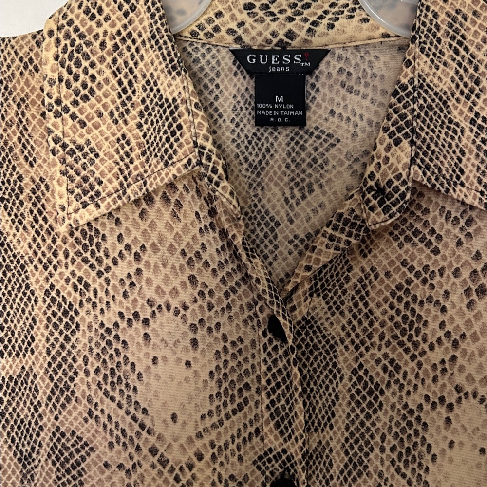 EUC VINTAGE 90’s GUESS Jeans 3/4 Length Shirt Sz M